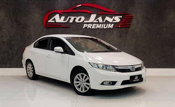 HONDA CIVIC 2.0 LXR 16V FLEX 4P AUTOMÁTICO HONDA CIVIC 2.0 LXR 16V FLEX 4P AUTOMÁTICO